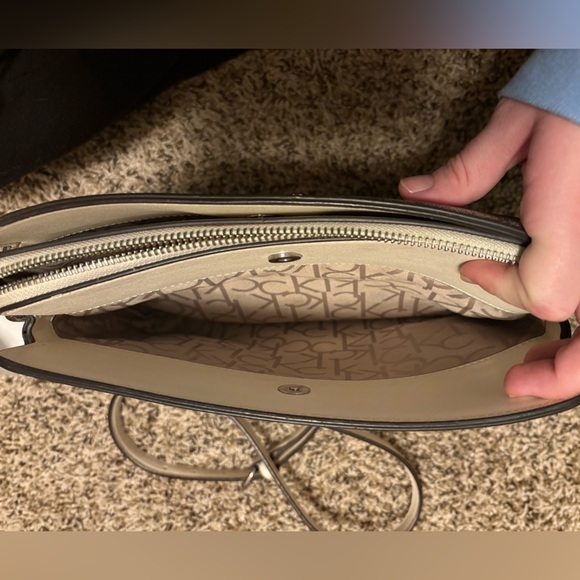 Calvin Klein Crossbody - Picture 2 of 5